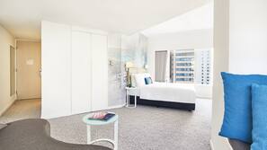 Premium bedding, in-room safe, desk, blackout drapes