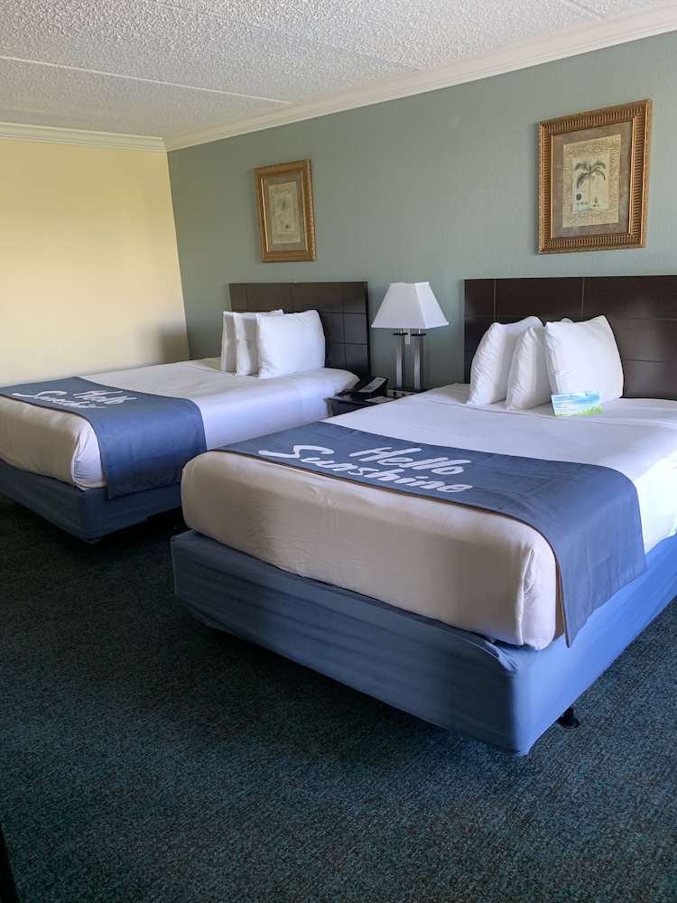 Days Inn by Wyndham Orlando Airport Florida Mall