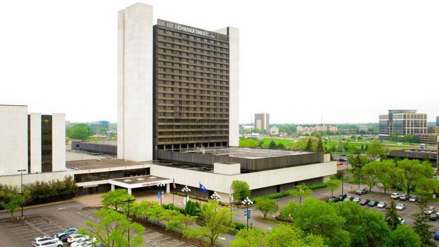 Doubletree by Hilton Bloomington - Minneapolis South