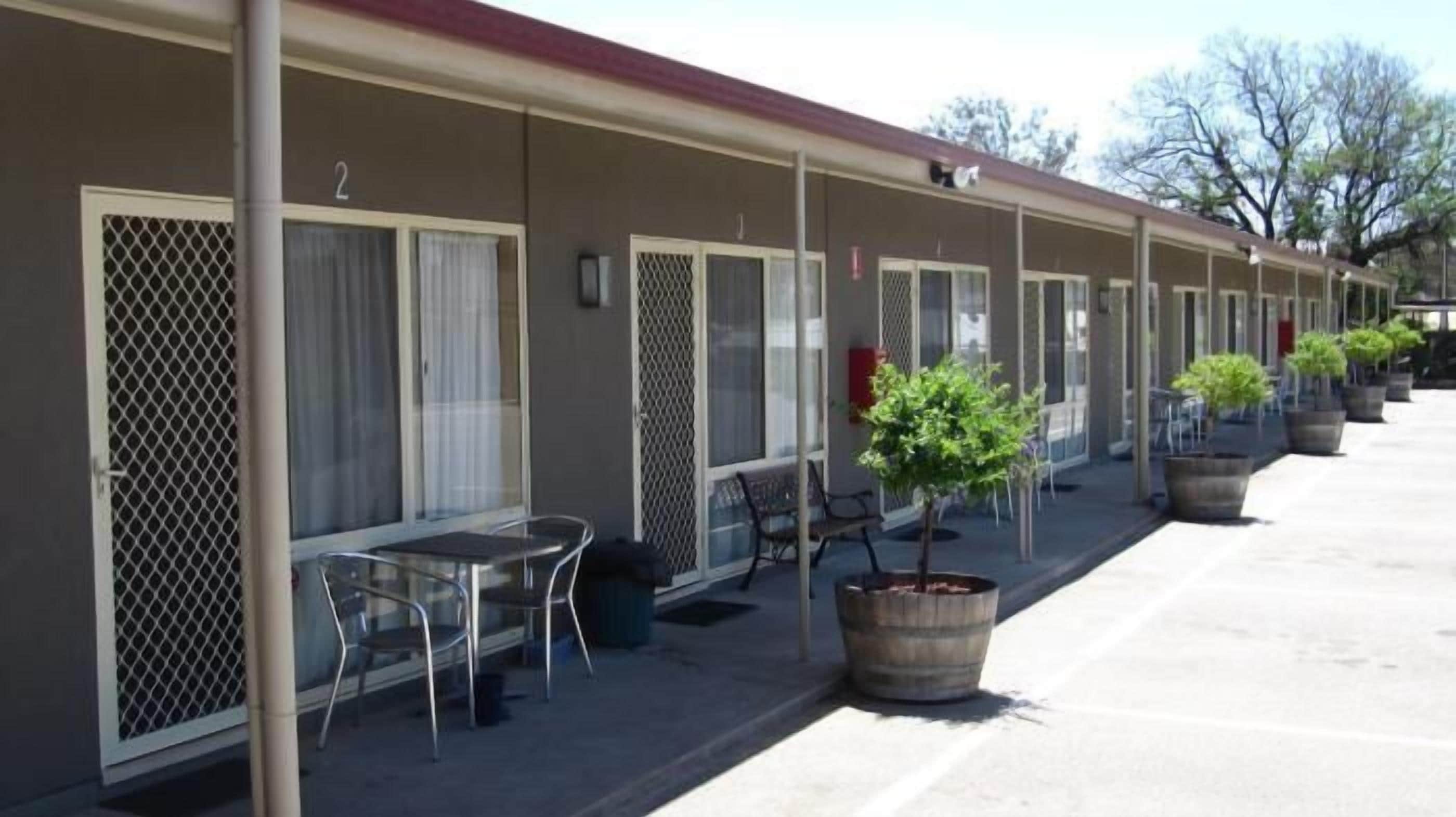Augusta Courtyard Motel