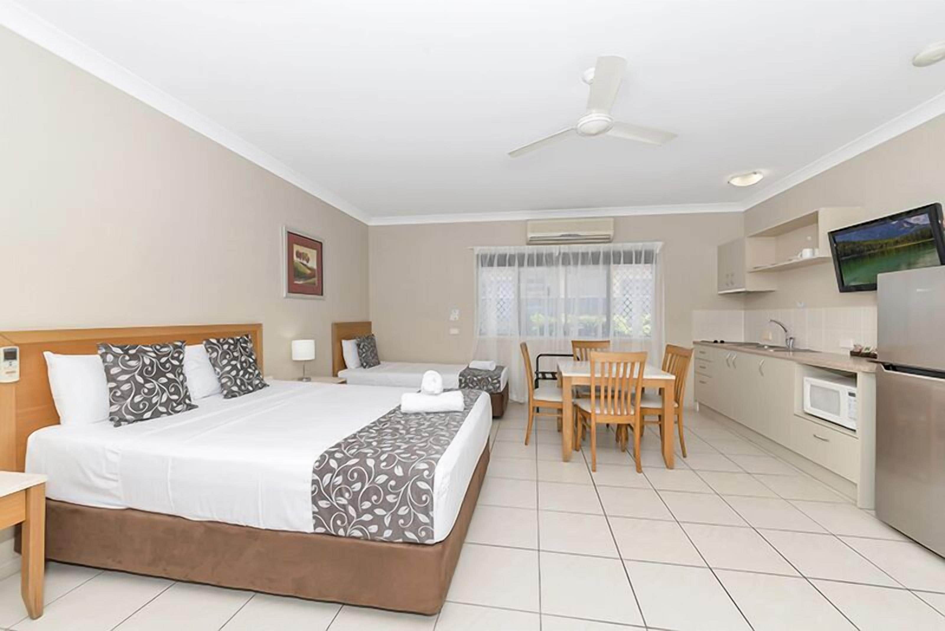 Cascade Motel In Townsville