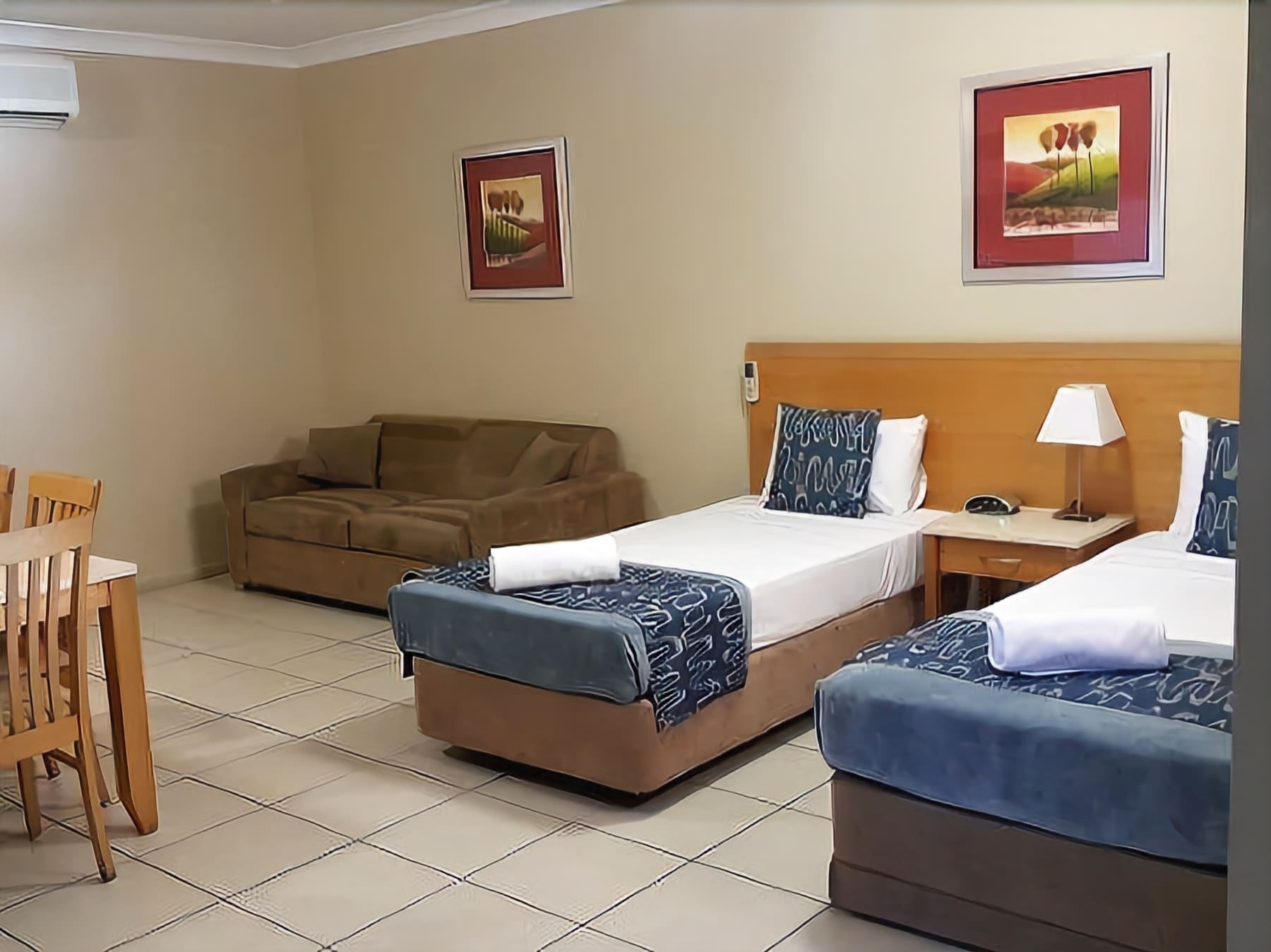 Cascade Motel In Townsville