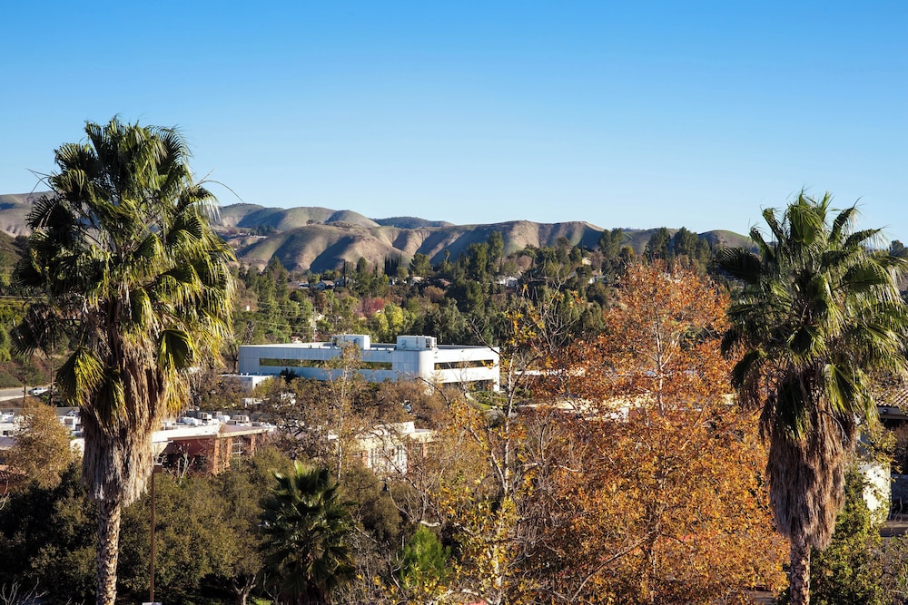 Sheraton Agoura Hills Hotel in Los Angeles Best Rates & Deals on Orbitz