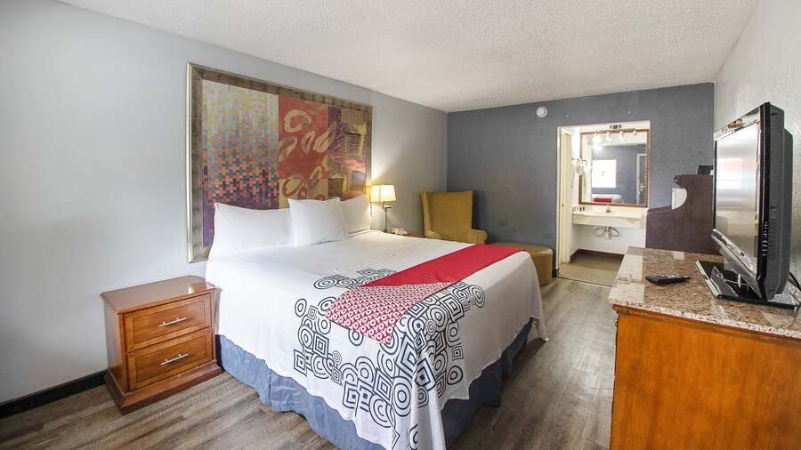 Hotel O Daylight Inn Elkhart I-90, IN