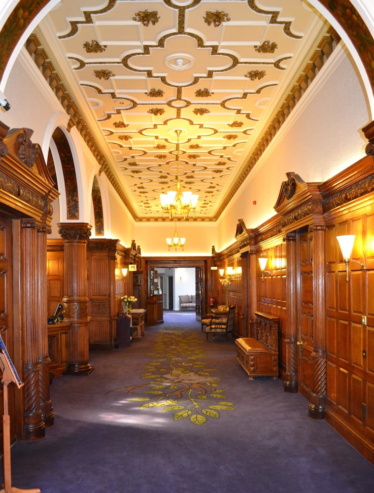 Hallway, Ardoe House Hotel & Spa