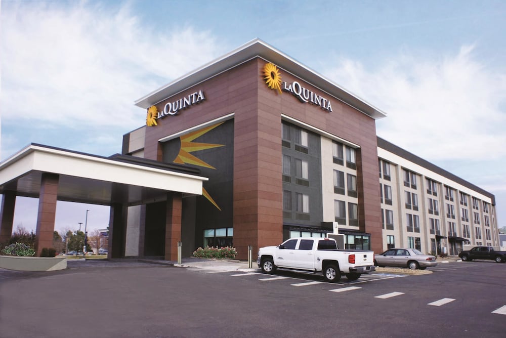 La Quinta Inn Suites By Wyndham Denver Aurora Medical In Denver
