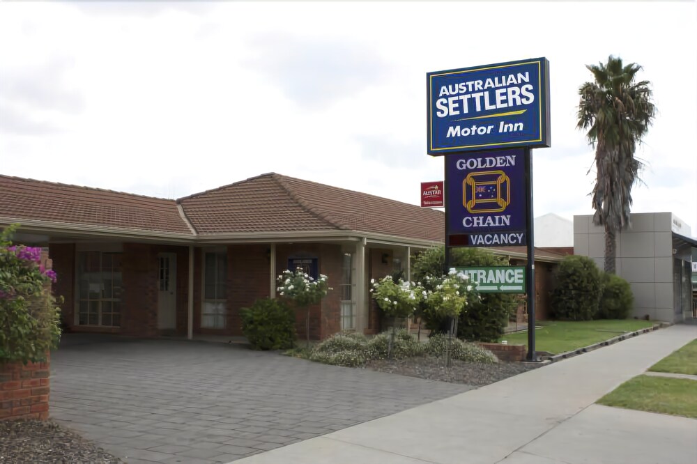 Australian Settlers Motor Inn