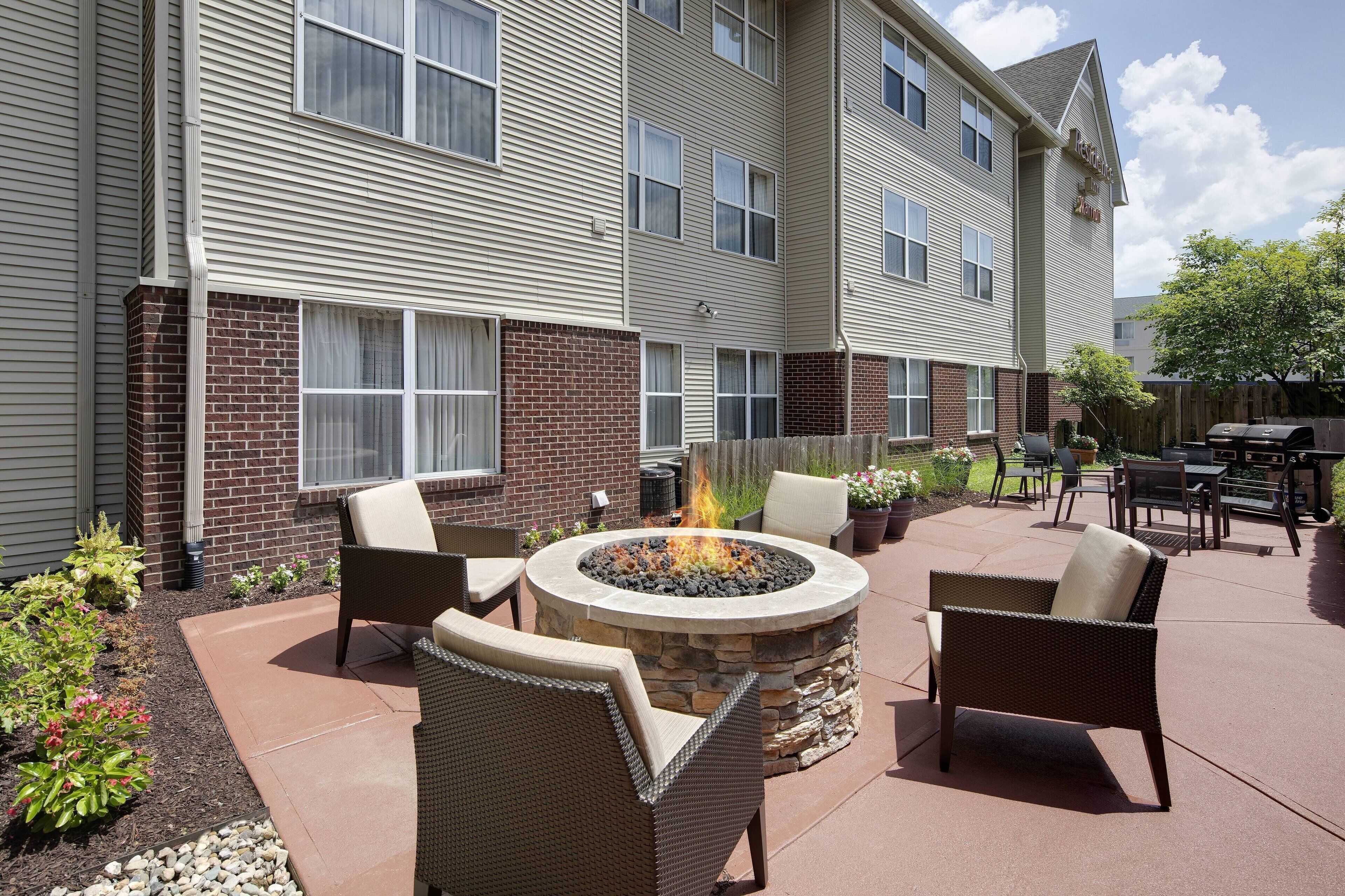 Residence Inn By Marriott Indianapolis Airport In Indianapolis In Expedia