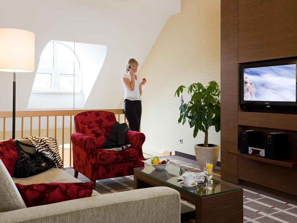 Hotel Mercure Dusseldorf City Center Am Stresemannplatz Hotel Mercure Dusseldorf City Center Am Stresemannplatz