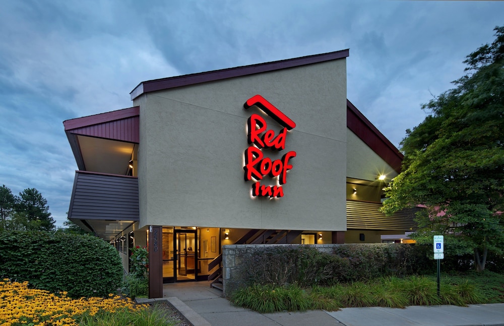 Red Roof Inn Detroit-Rochester Hills/ Auburn Hills