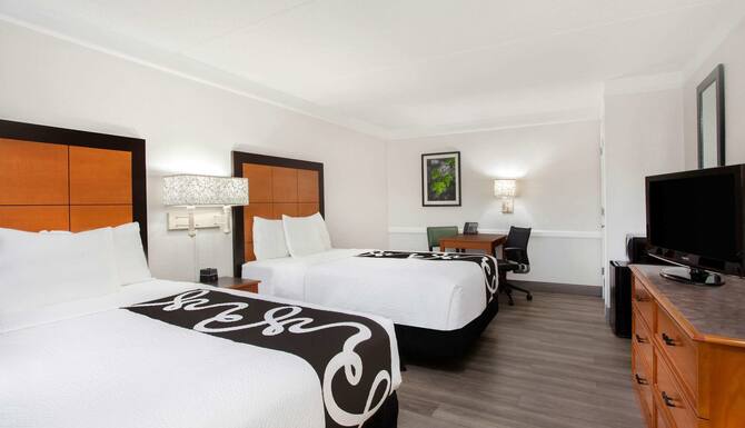 La Quinta Inn By Wyndham Fort Myers Central In Fort Myers Fl