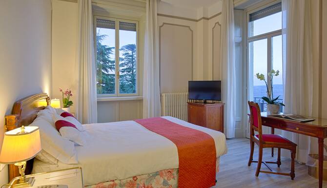 palace grand hotel varese varese