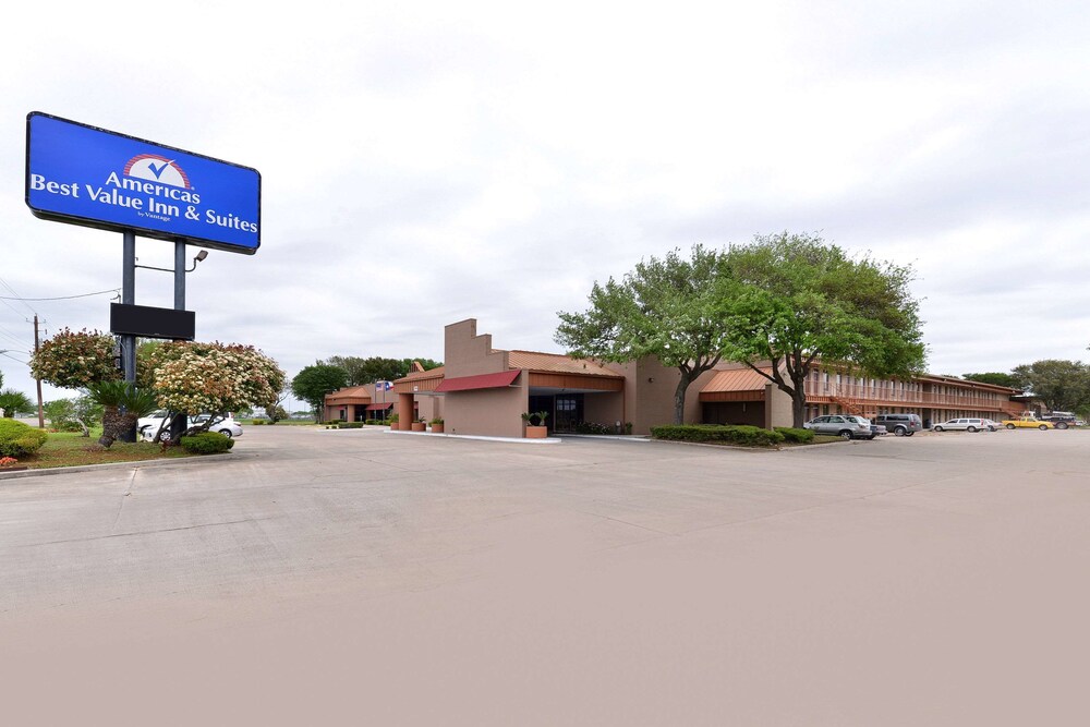 Web americas best value inn & suites victoria: Discount [70 Off] Americas Best Value Inn Suites Cuero Tx United