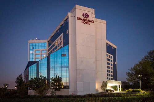Hotels Near Philadelphia Airport Phl With Free Renaissance Philadelphia Airport Hotel