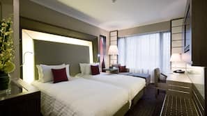 Minibar, in-room safe, desk, blackout curtains