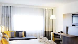 Premium bedding, in-room safe, desk, blackout curtains