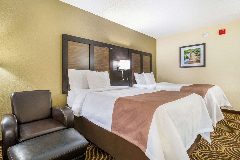 Room, Quality Inn & Suites Florence - Cincinnati South