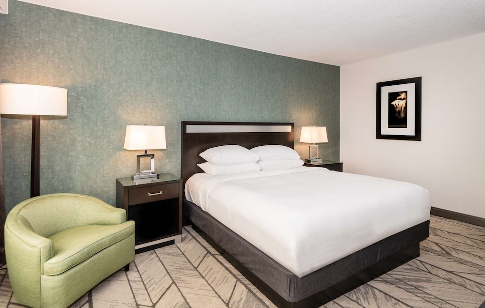 DoubleTree by Hilton Newark Penn Station Deals & Reviews (Newark, USA) Wotif