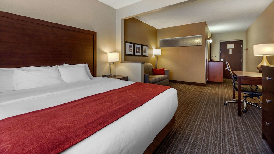 Comfort Suites