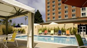 Outdoor pool, pool umbrellas