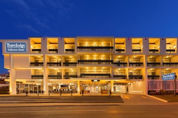 Travelodge By Wyndham Niagara Falls Fallsview Niagara Falls