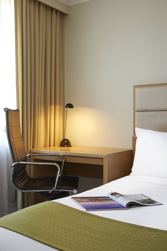 Holiday Inn Parramatta