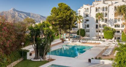 Occidental Puerto Banus