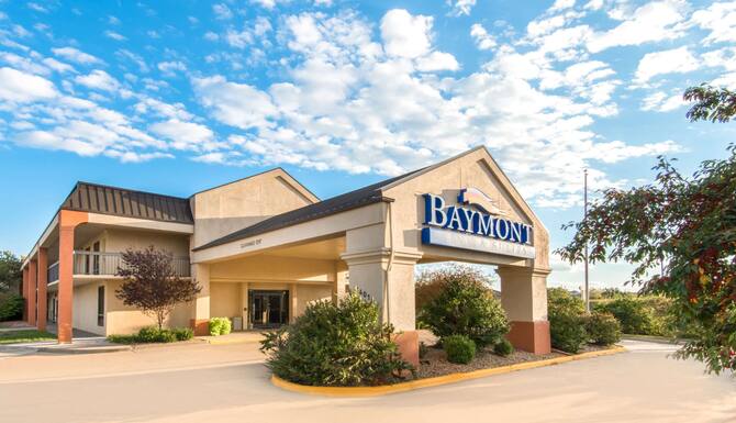 Baymont By Wyndham Topeka In Topeka Ks Expedia