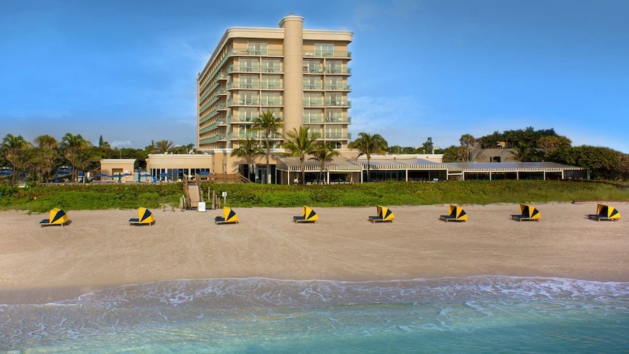 Hilton Singer Island Oceanfront/Palm Beaches Resort