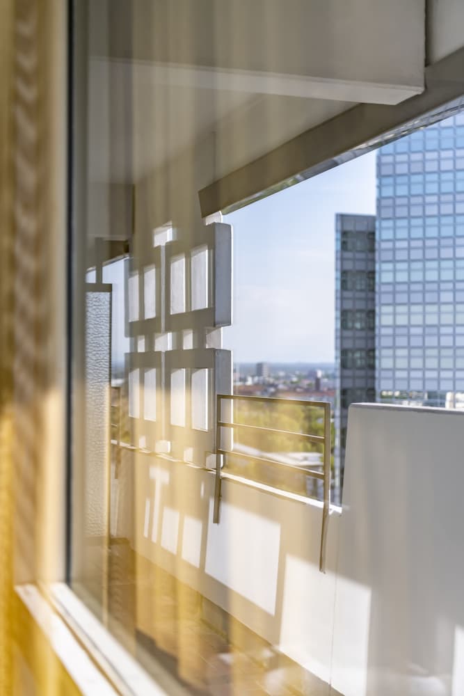 Four Points by Sheraton Munich Arabellapark, Munich 94 Room Prices & Reviews Travelocity Four Points by Sheraton Munich Arabellapark, Munich 94 Room Prices & Reviews Travelocity