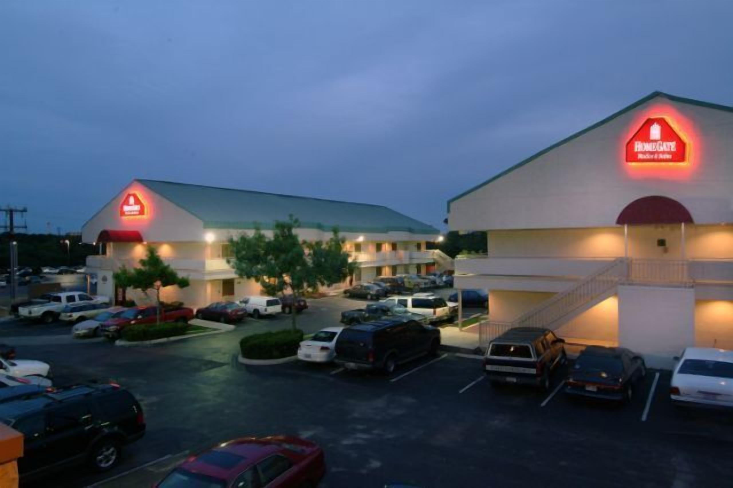 Homegate Studios Suites San Antonio Fiesta Park In San Antonio Tx Expedia