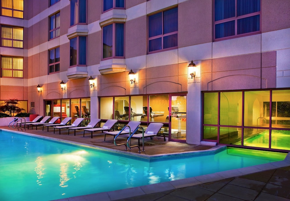 Book Sheraton Suites Country Club Plaza Kansas City Hotel Deals