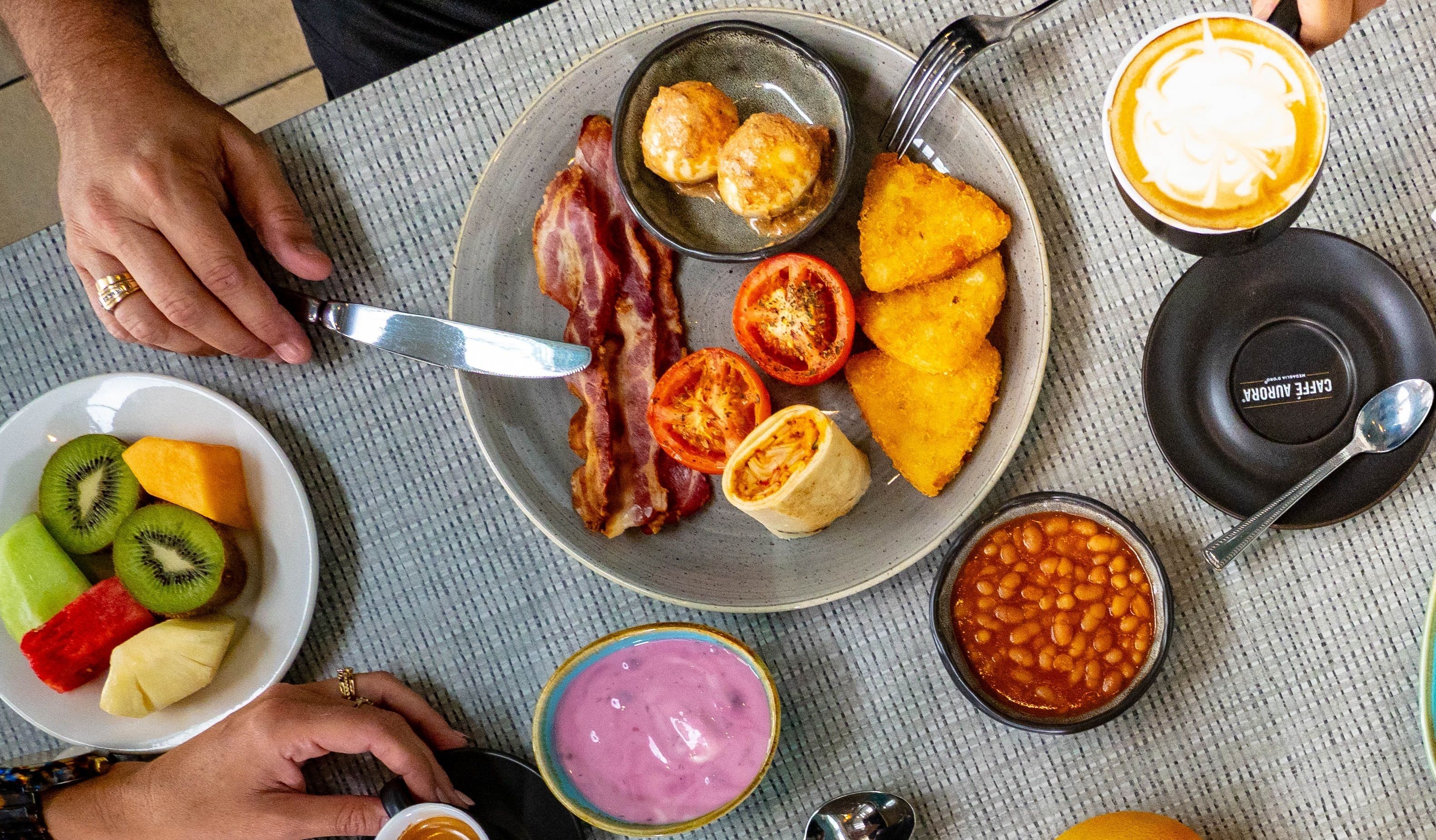 Holiday Inn Cairns Harbourside