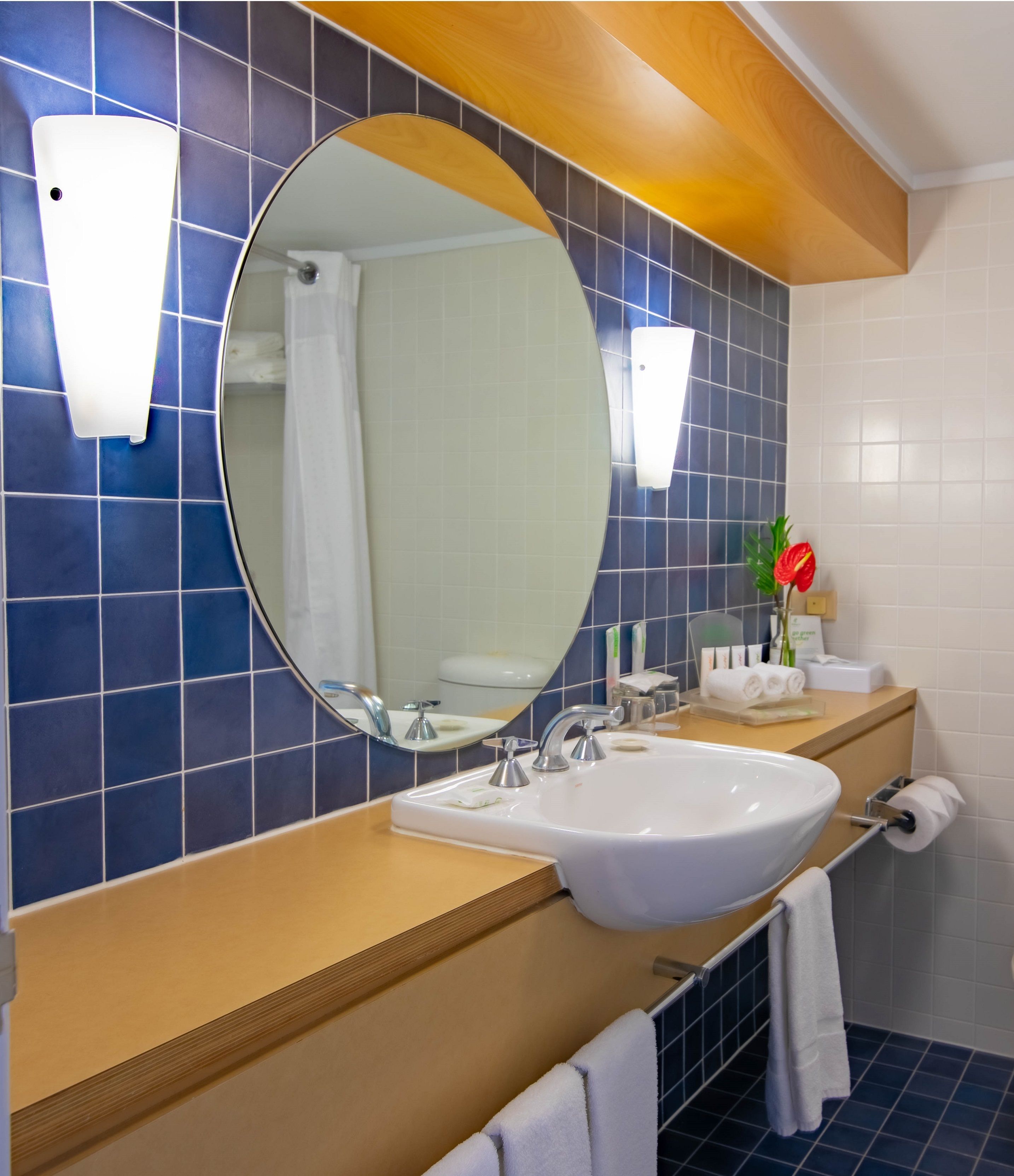 Holiday Inn Cairns Harbourside