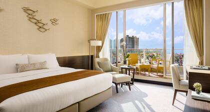 Hong Kong Gold Coast Hotel