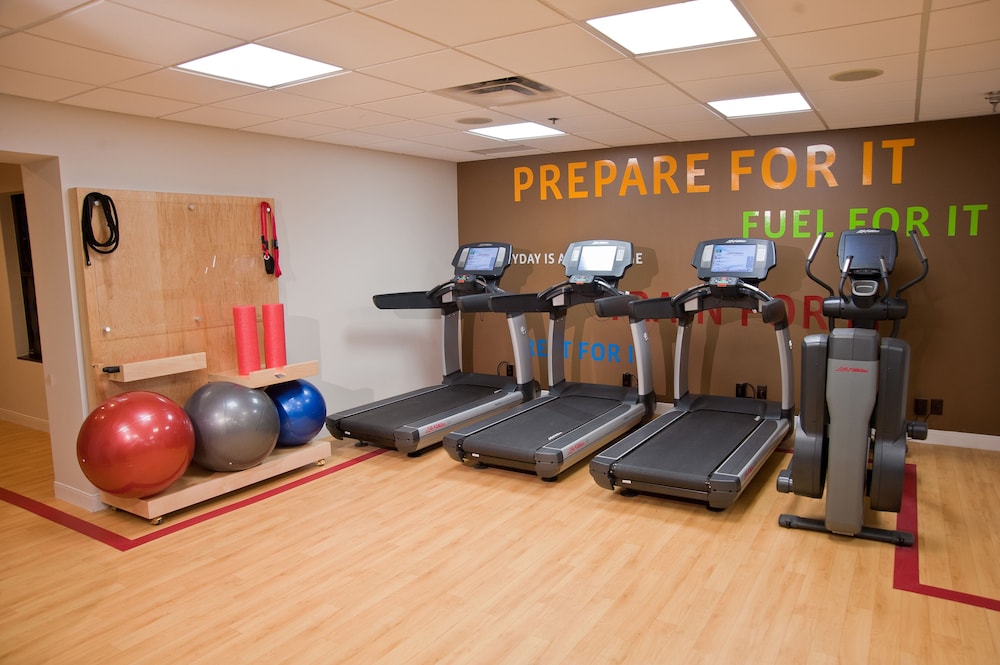 Fitness facility, Sheraton Westport Chalet Hotel St. Louis