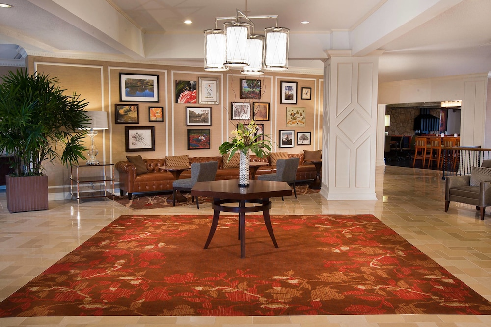 Lobby, Sheraton Westport Chalet Hotel St. Louis