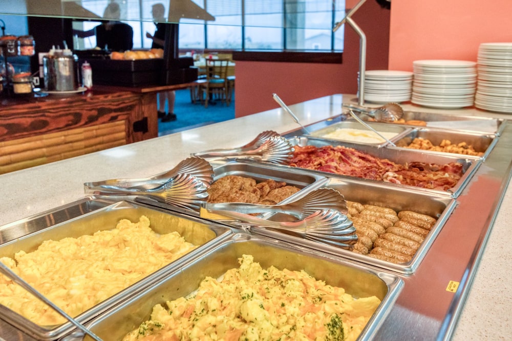 Ramada Plaza by Wyndham Nags Head Oceanfront in Kill Devil Hills Best