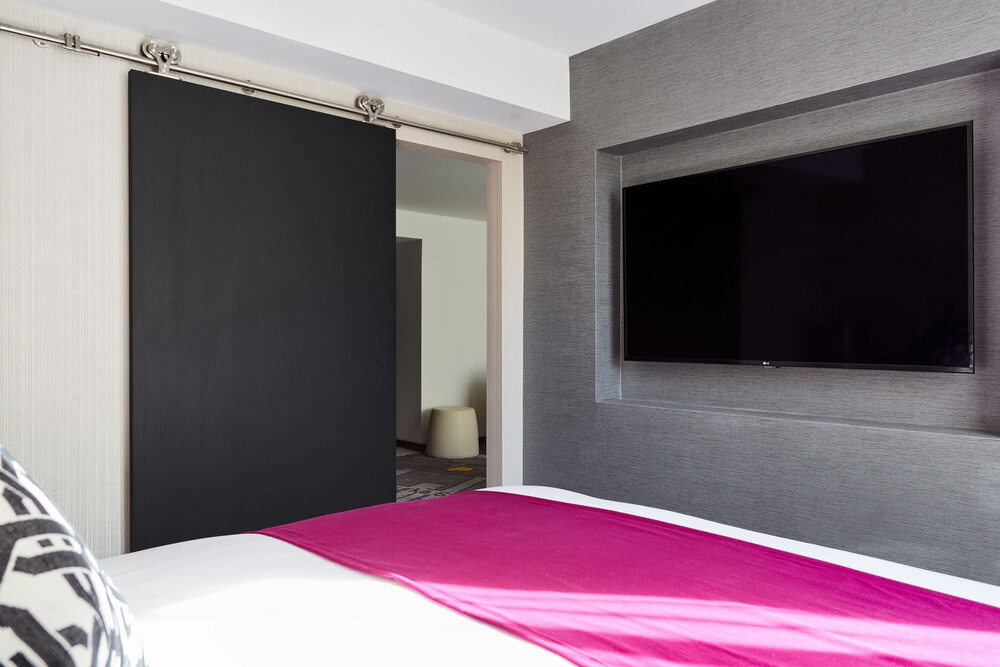 Pullman Melbourne on Swanston