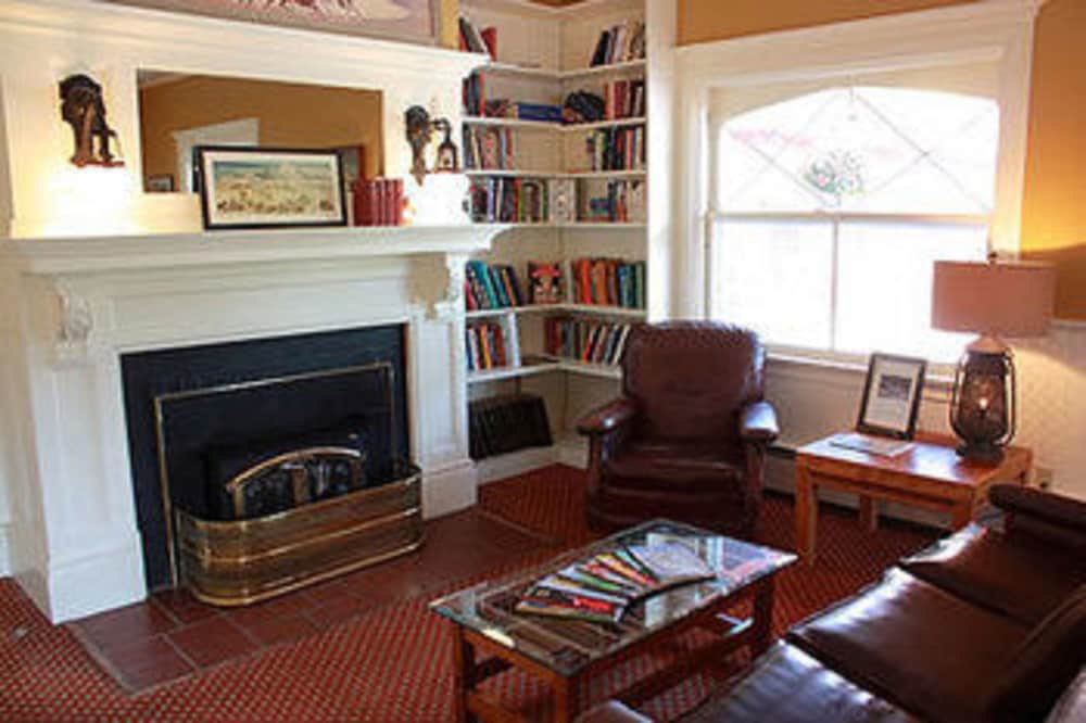 The Historic Redstone Inn in Carbondale | Best Rates & Deals on Orbitz