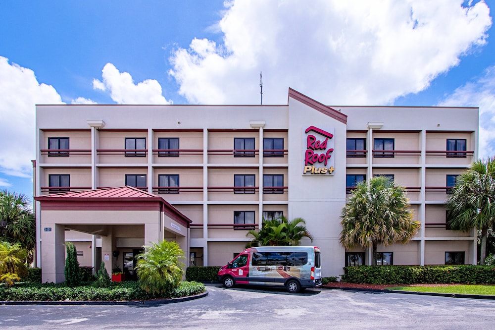 Red Roof Inn PLUS+ Miami Airport