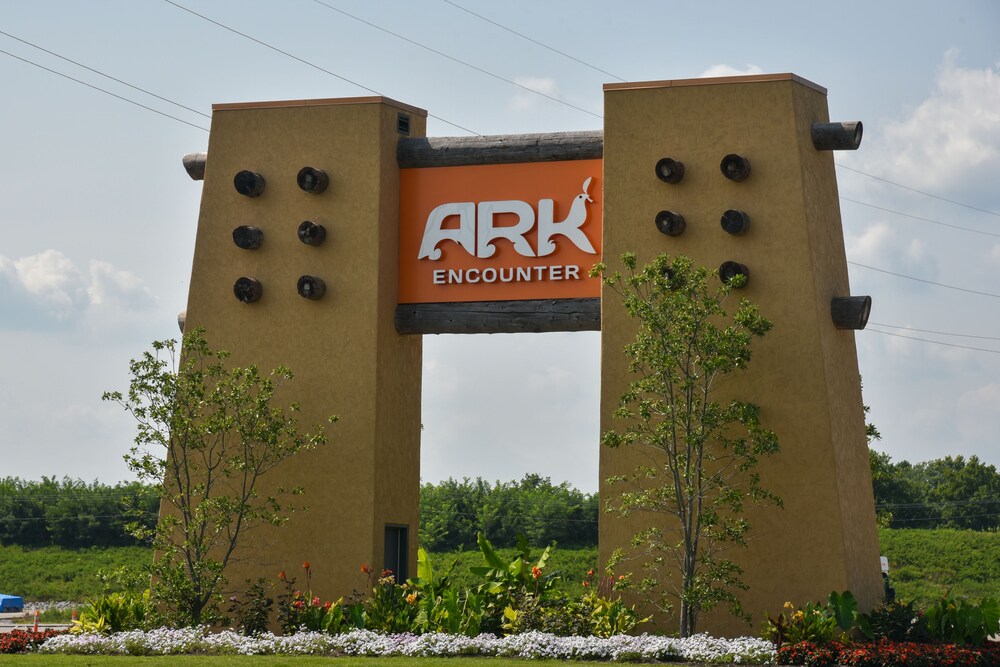 Americas Best Value Inn & Suites Williamstown, Williamstown 130 Room