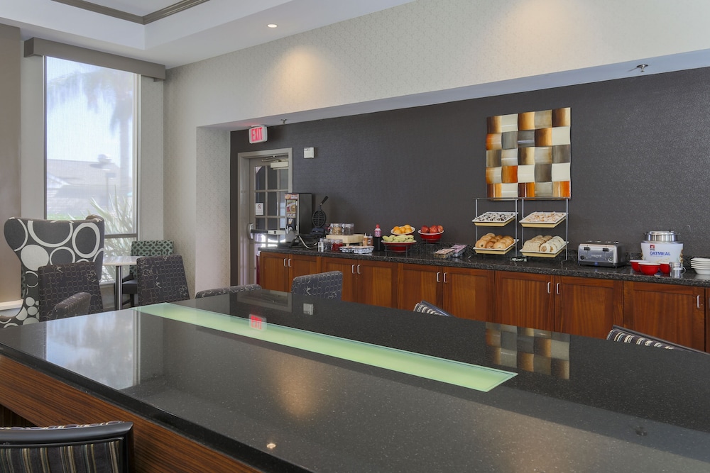 Residence Inn by Marriott Bakersfield