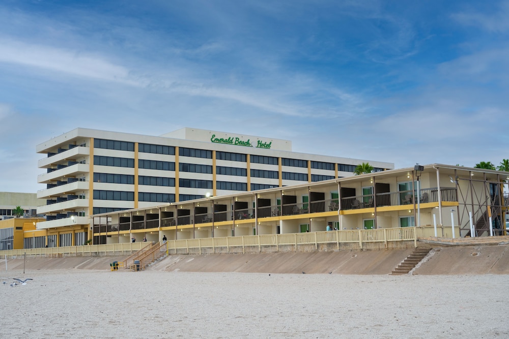 Primary image, Emerald Beach Hotel