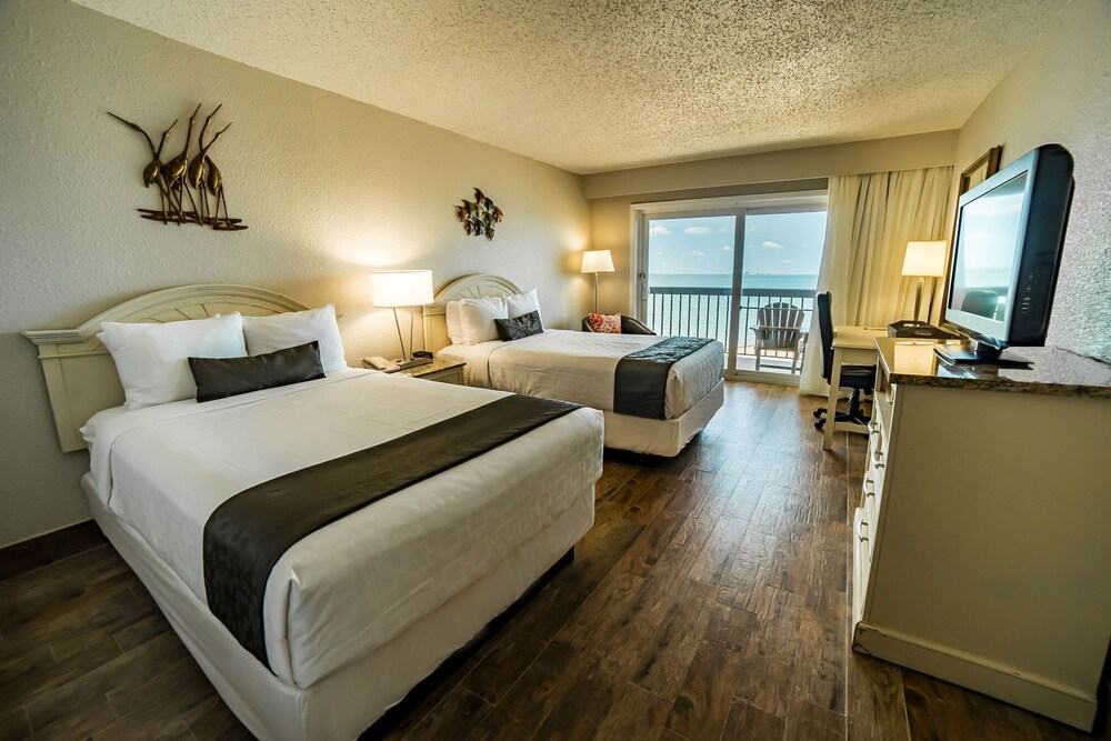 Emerald Beach Hotel, Corpus Christi 89 Room Prices & Reviews