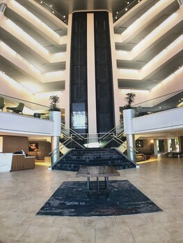Hilton Tucson East Tucson 87 Room Prices Reviews Travelocity