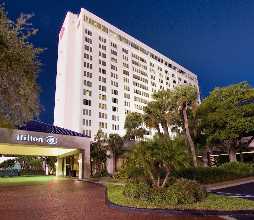 Front of property - evening/night, Hilton St. Petersburg Bayfront