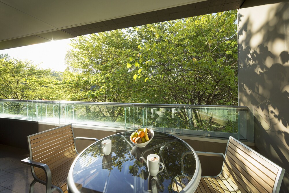 Crowne Plaza Canberra