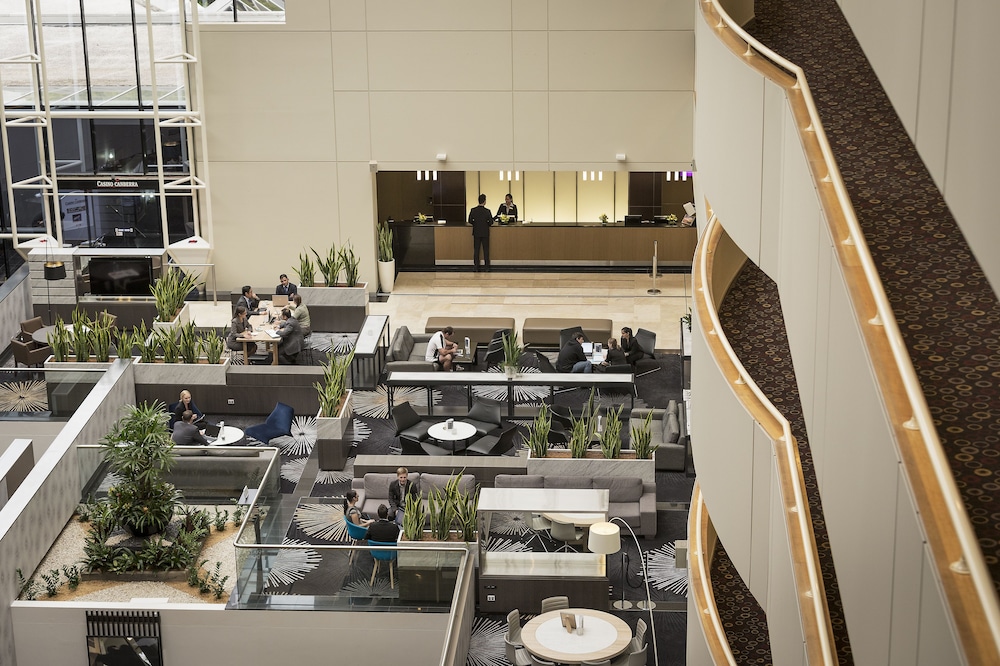 Crowne Plaza Canberra