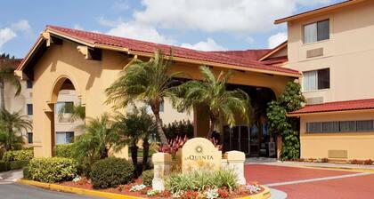 La Quinta Inn & Suites by Wyndham St. Pete-Clearwater Airpt